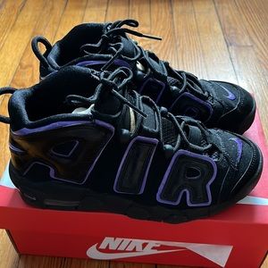 Nike Air More Uptempo big kids 5.5y black/purple